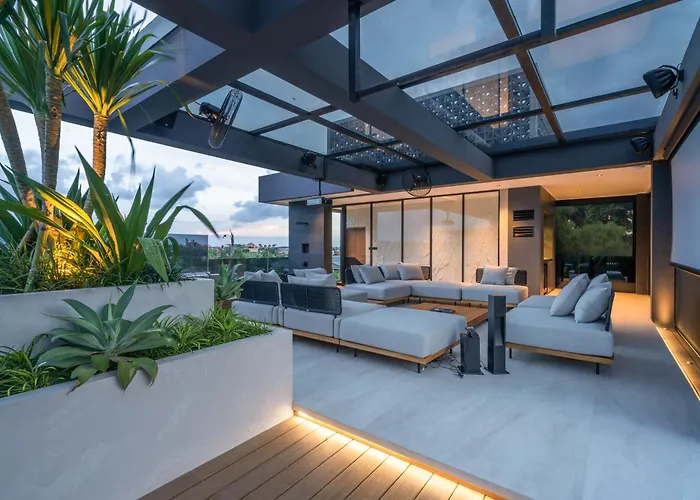 Beyond The Palms - Impressive Brand New 4br With Rooftop