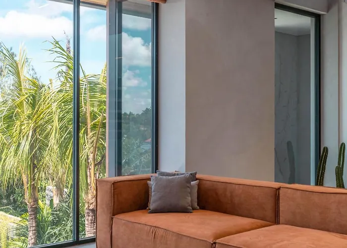 Beyond The Palms - Impressive Brand New 4br With Rooftop チャングー